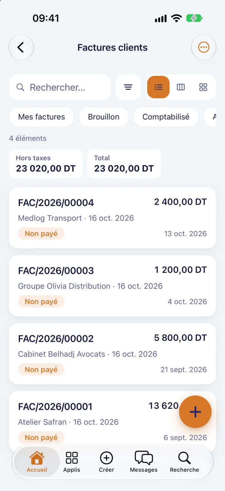Customer invoices list with filters and totals